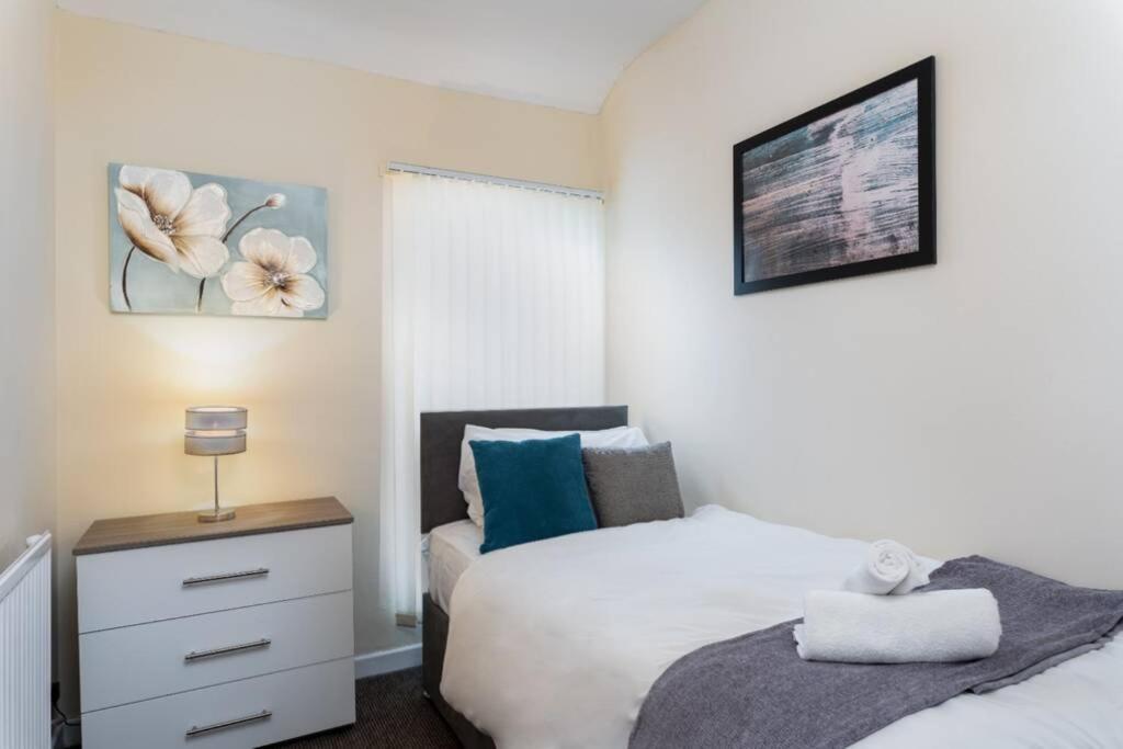 Sleeps 5, Smart Tv'S In Bedrooms Swansea Extérieur photo
