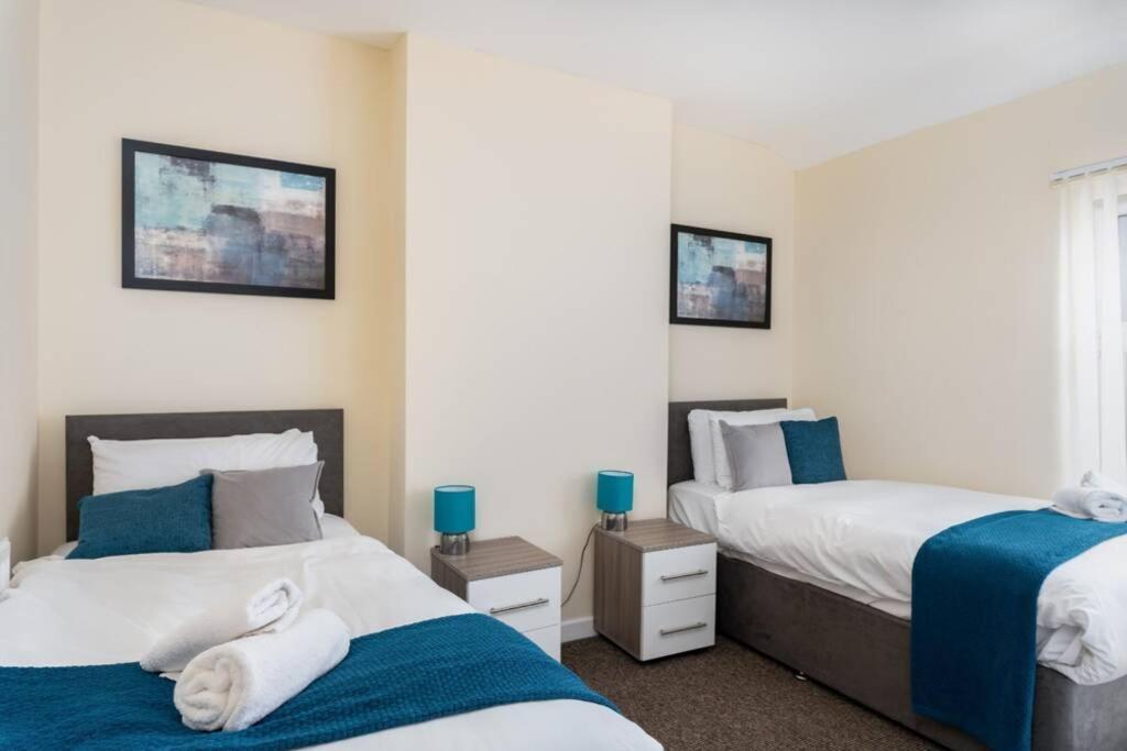 Sleeps 5, Smart Tv'S In Bedrooms Swansea Extérieur photo